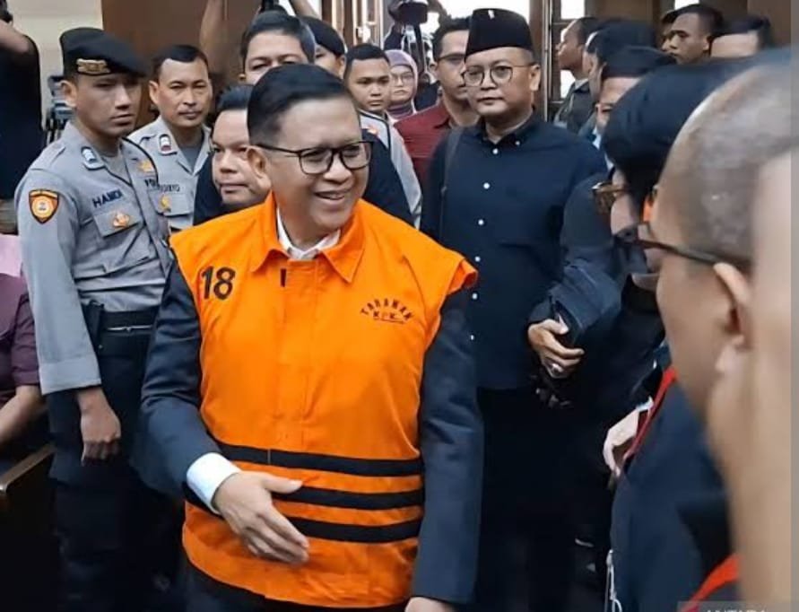 Sekjen PDI-P Hasto Kristiyanto divonis 3,5 tahun penjara dalam kasus suap terkait Harun Masiku