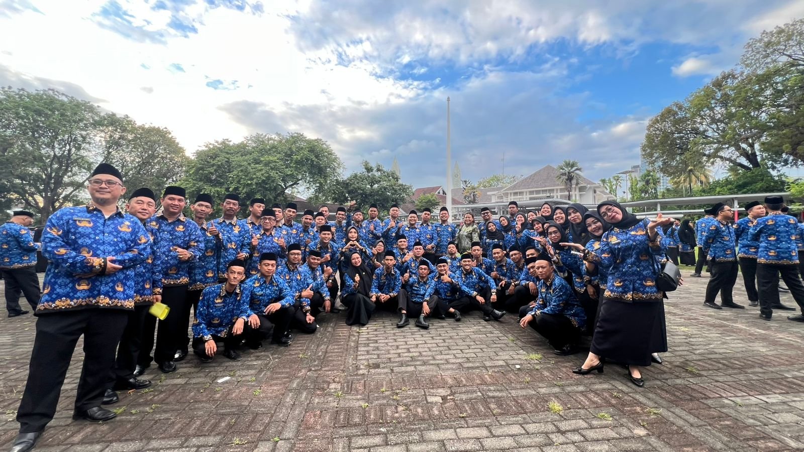 Gubernur Sulsel berharap PPPK Yang Baru Diberikan SKnya Dapat Menjadi Pegawai Profesional