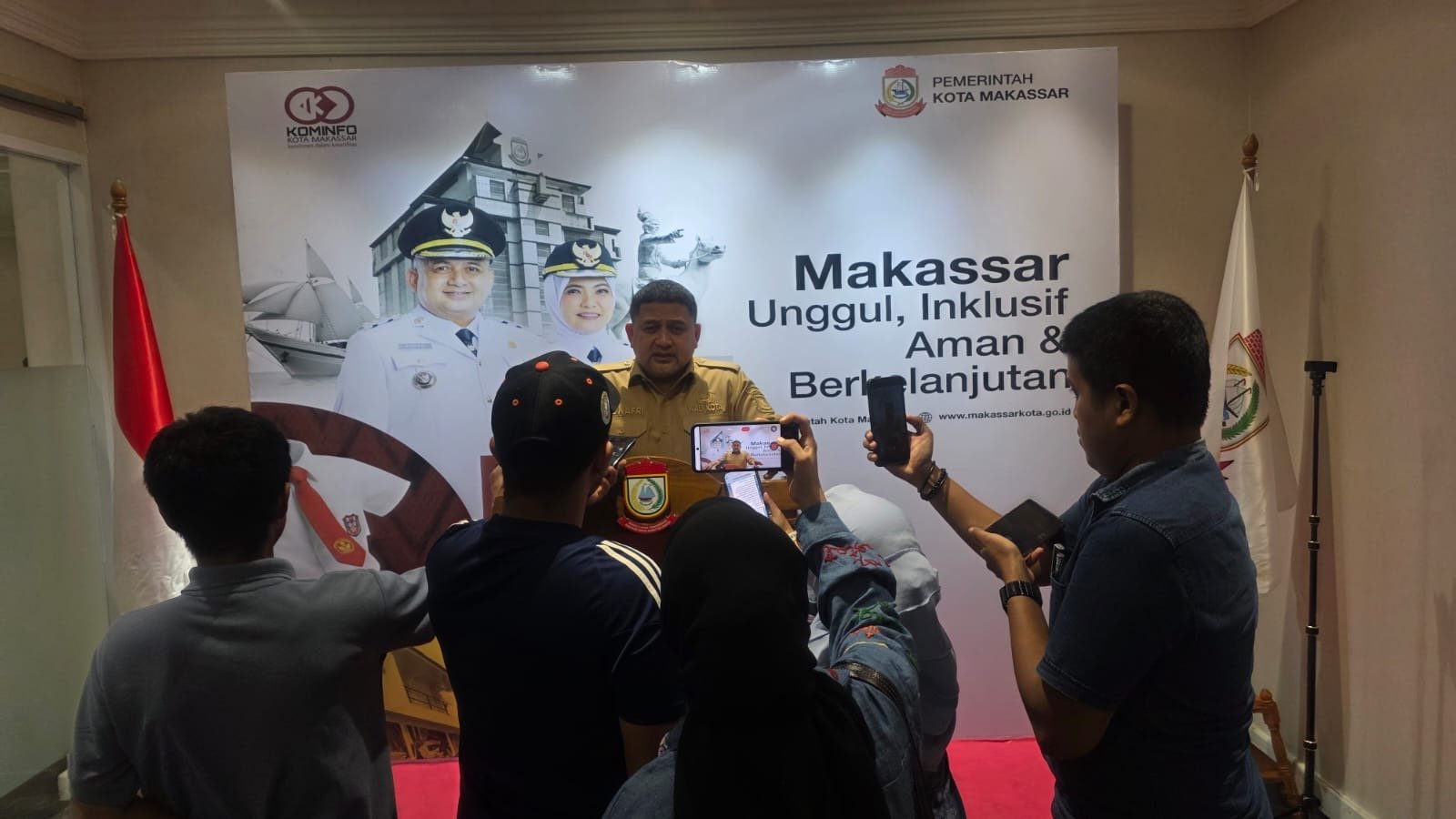 Kabut Asap Ganggu Kualitas Udara Makassar, Pemkot Siapkan Masker Gratis